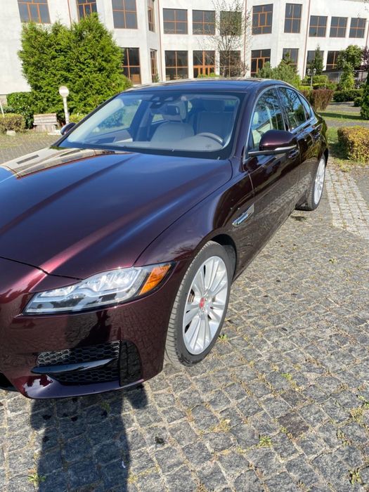 Продається Jaguar XF X260 2.0 бензин AWD