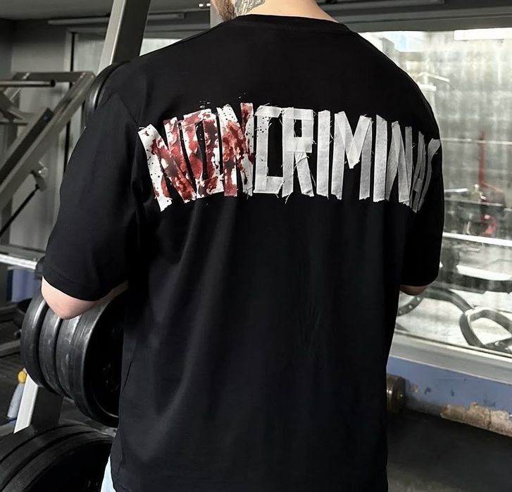 Продам фубтолку NONCRIMINAL