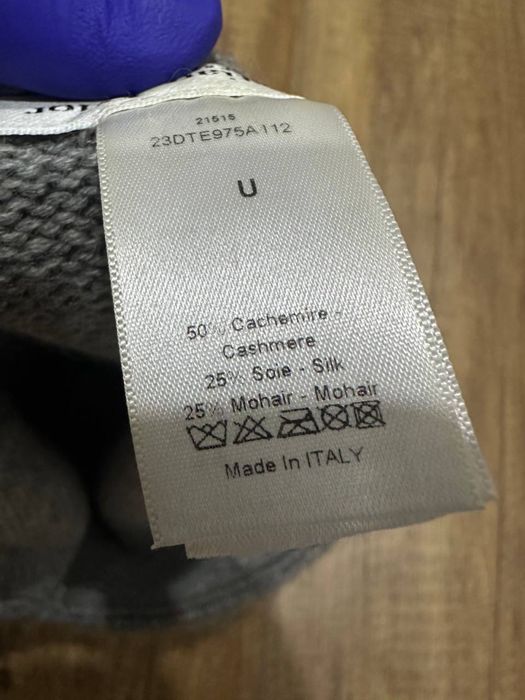 Шапка Christian Dior
