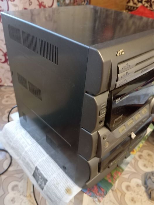 Музыкальный центр JVC