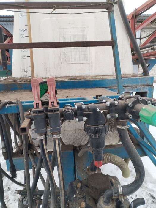 Продам Оприскувач ОП-2000