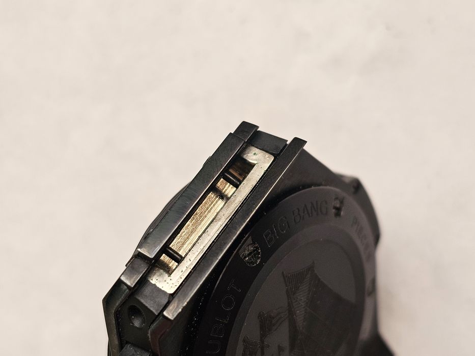 Швейцарские часы Hublot кварц