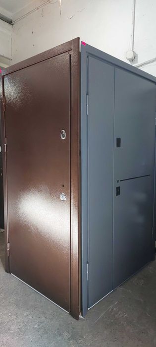 Вхідні двері полуторні подвійні 1200 входные двери полуторные двойные.