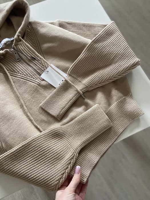 Бежова кофтинка ZARA S розмір