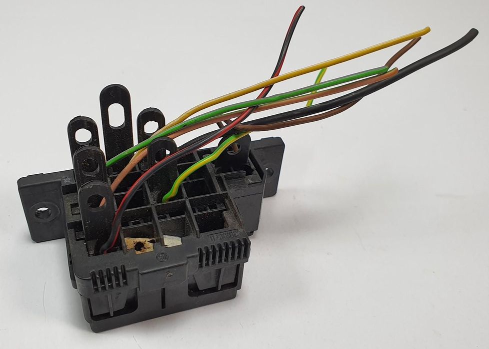 GNIAZDO DIAGNOSTYCZNE MERCEDES W124 3.2 1295455540