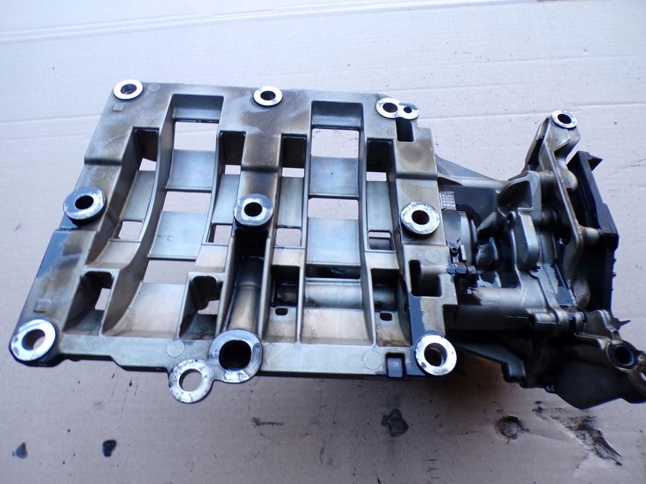 pompa oleju bmw e60 e61 e90 e91 e46 2.0 d n47 7798014