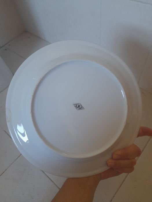 Pratos porcelana