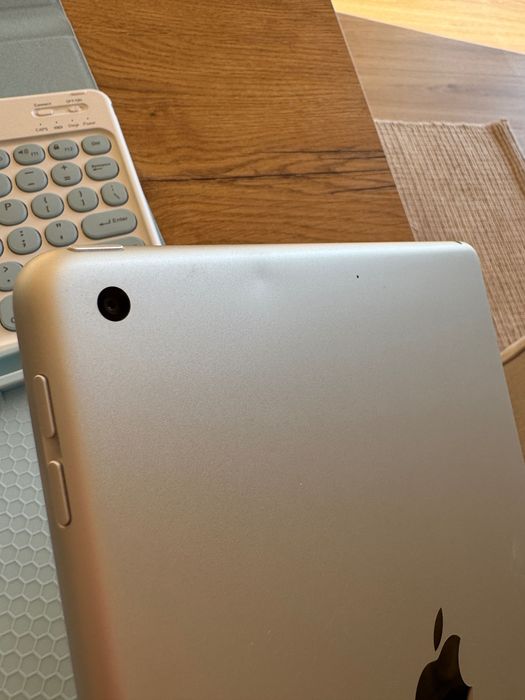 iPad 7 gen 32 GB srebrny
