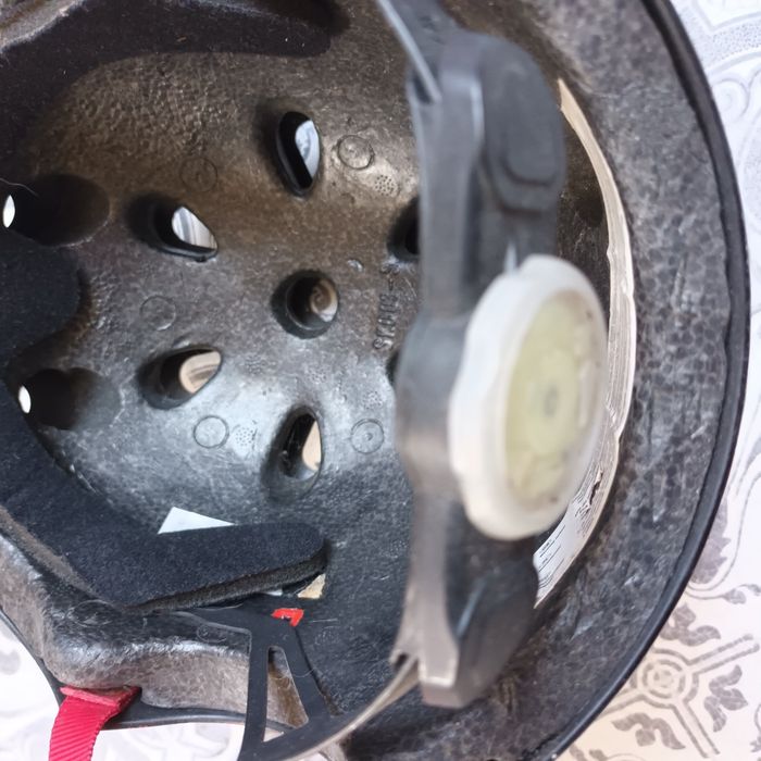 Kask czarny rowerowy