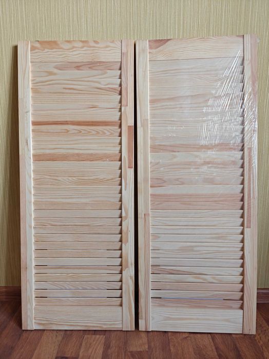 Дверцята жалюзійні 394*993 (2 шт.) нові