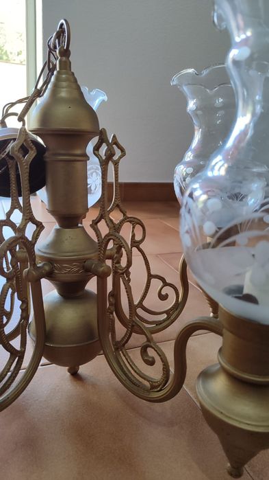 Candeeiro ferro dourado