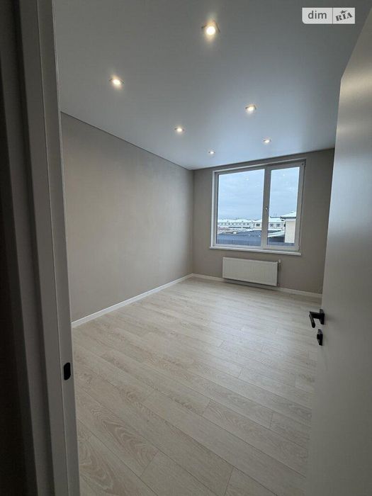 Продаж сучасного таунхауса в котеджному містечку New Village, Сторожни