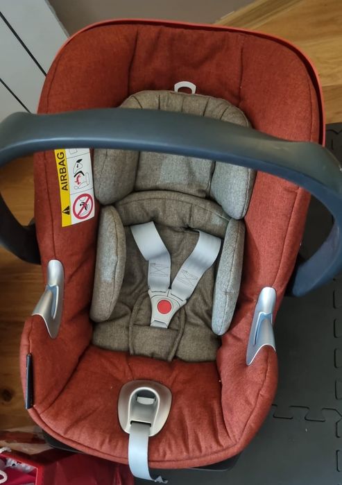 Fotelik samochodowy Cybex Aton Q i-size z bazą izofix
