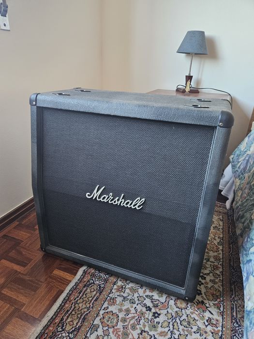 Marshall AVT412 (UK) Cabinet