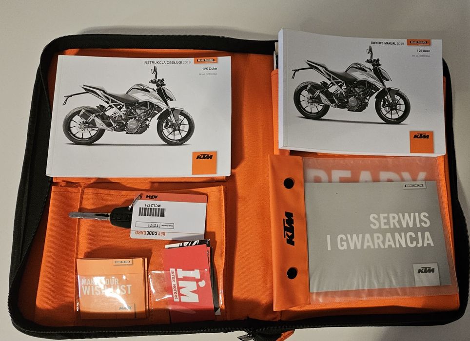KTM DUKE 125 / 3000 tys kilometrów przebiegu jak nowy .