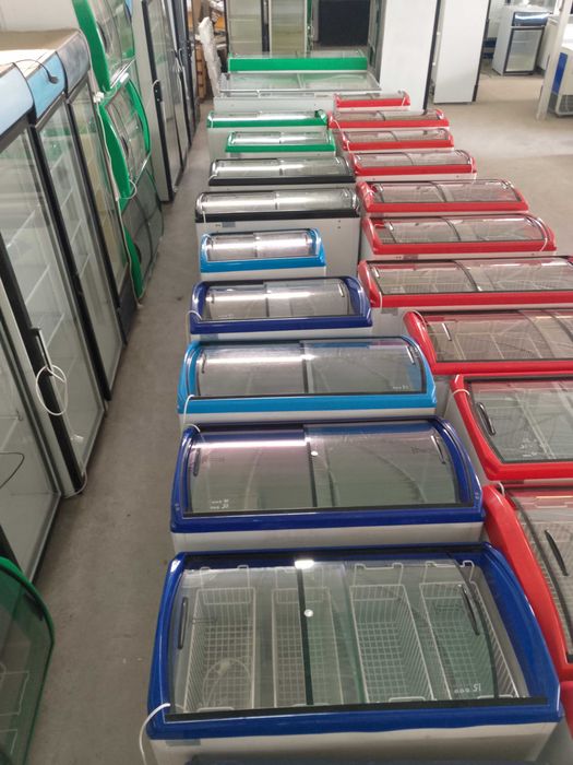 морозильный ЛАРЬ , ветрина , ВИТРИНА , шкаф . регал . морозилка Б. У.