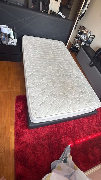 Cama com Estrado Elevatório + Colchão