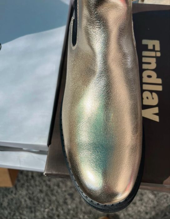 Botas douradas Findlay