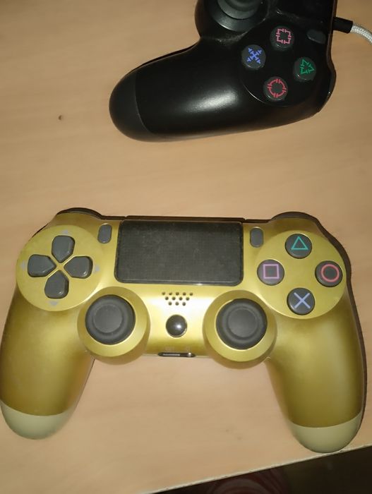 Ps4 com 865 gb de espaço
