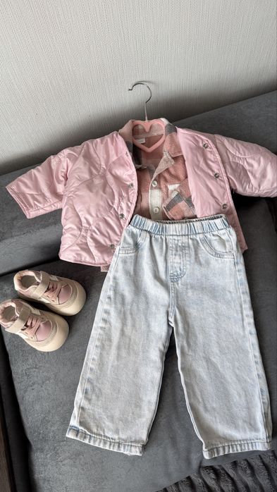 Джинси для дівчинки на 9-12 місяців