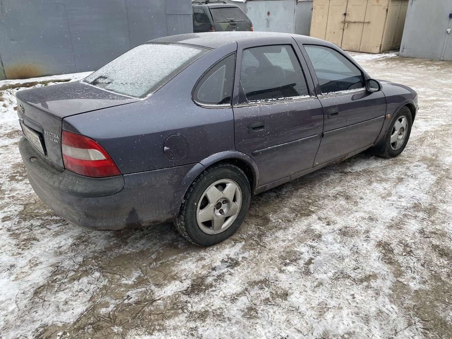 OPEL VECTRA B 1.6, в гарному технічному стані