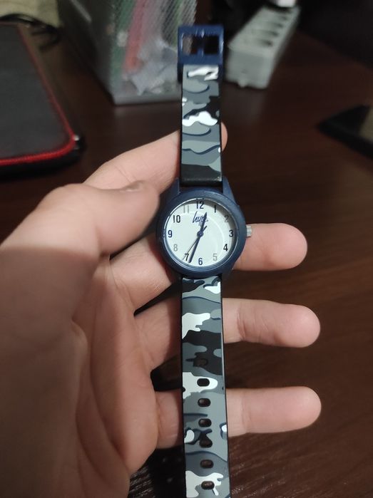 Продам дитячи часи hupe