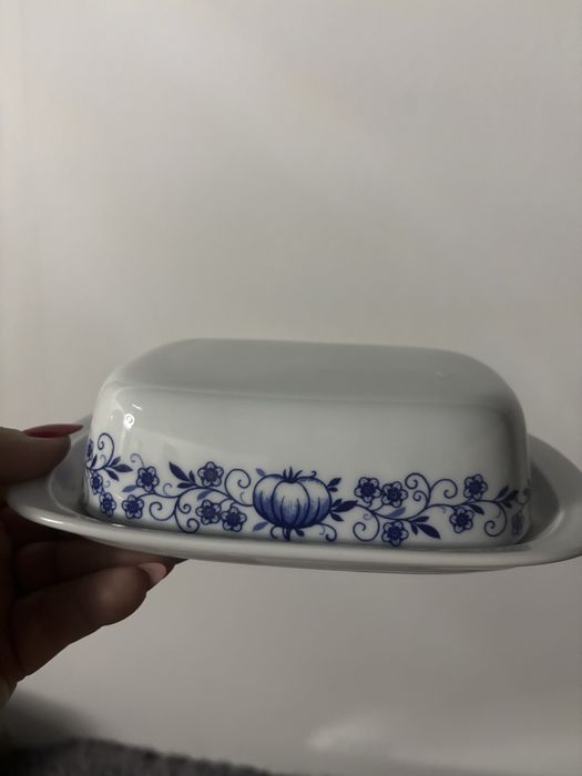 Maselniczka z porcelany