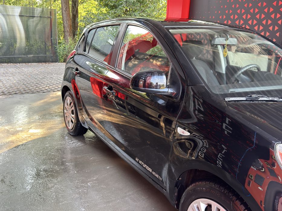 Hyundai i20  BENZYNA+LPG