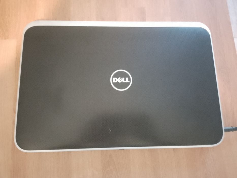 Laptop Dell Inspiron