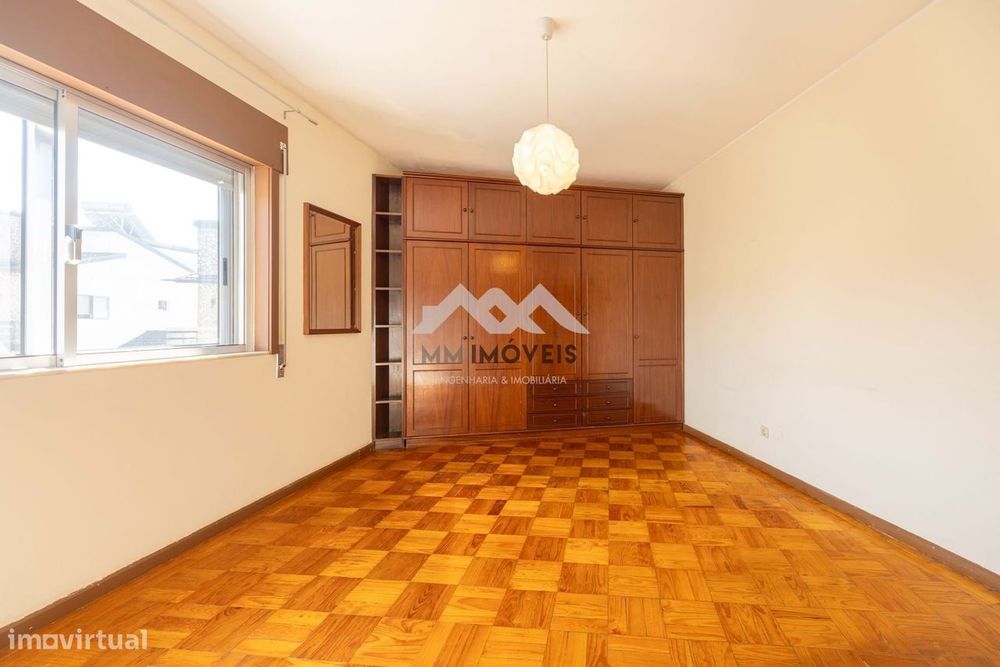 Imóvel Único: Habitação + Espaço Comercial | Excelente Oportunidade de