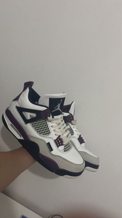 Jordan 4 ediçao do Psg