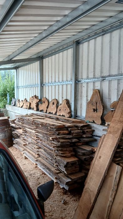 Tabuas de varias madeiras nacionais