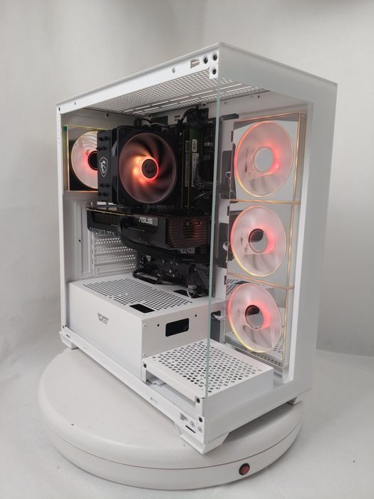 Komputer Gamingowy Ryzen 7 5700, RX 9070 XT, 16 GB,SSD,Win 11 Pro