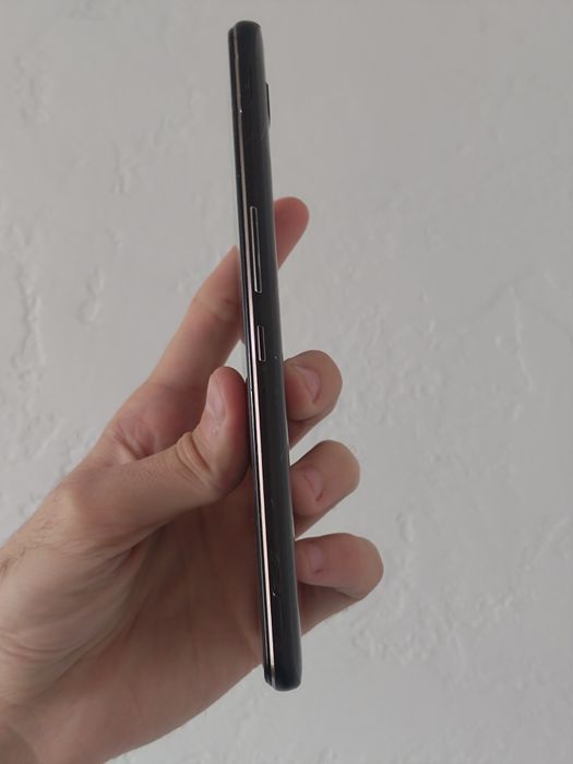 Предзамовлення Ігровий смартфон ASUS ROG Phone 2 8 128