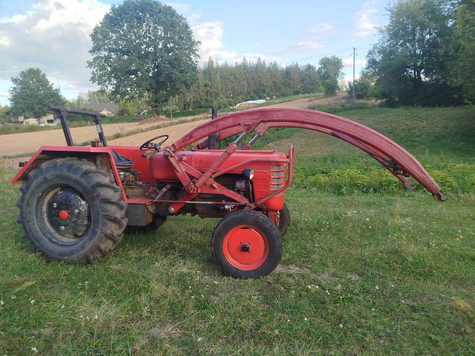 Ciągnik Rolniczy Zetor 4011 z ładowaczem czołowym TUR