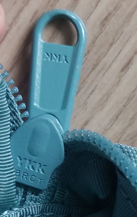 Сумка б/у поясная, бананка dakine hip pack