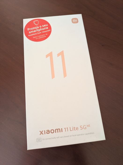 Xiaomi 11 Lite 5G NE 8GB/128GB – Para Peças ou Reparação