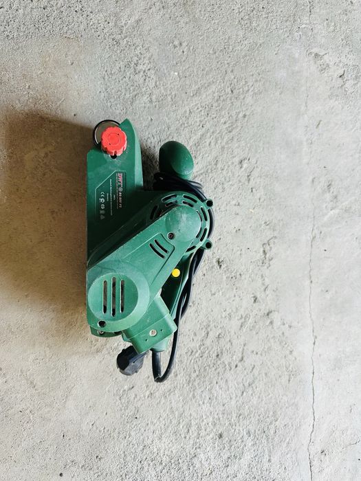 Продам электроинструмент