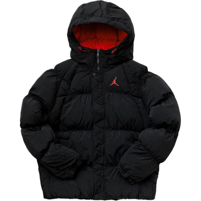 Куртка Jordan Essentials L