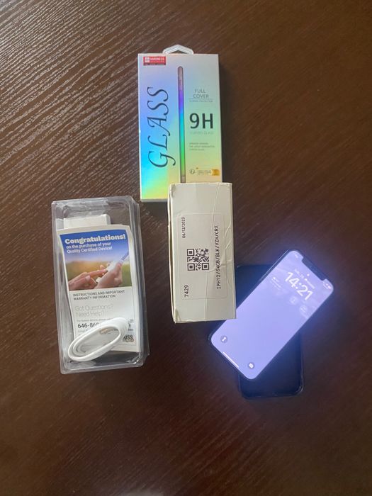 Telefon IPhone 12