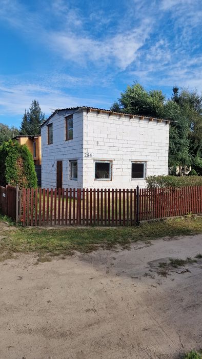 Działka ROD Sierosław 400 m² z całorocznym domkiem 70 m² na sprzedaż