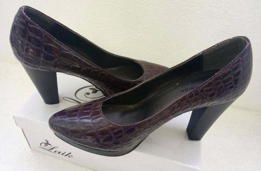 Sapatos marca Seaside , tamanho 37