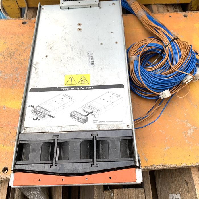 Потужний блок живлення 2880W Astec AA23920L