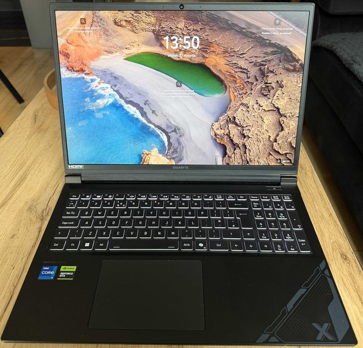 Laptop gamingowy GIGABYTE G6X, i7 13650HX, RTX 4060