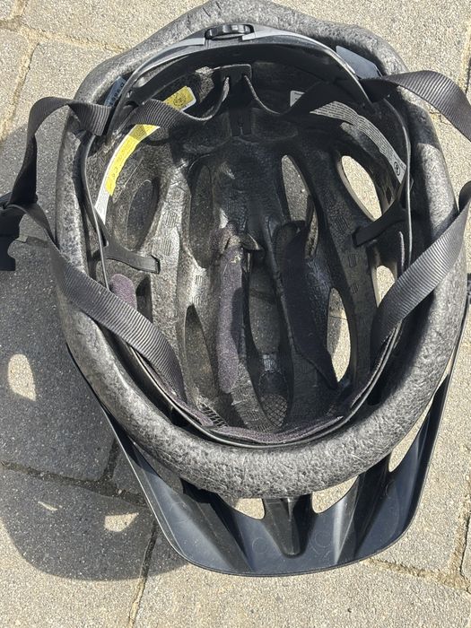 Giro kask na rower z daszkiem meski uzywany