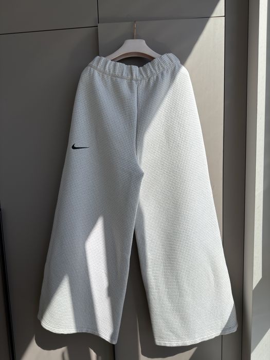 Костюм NIKE преміум сірий широкі штани та кроп світшот