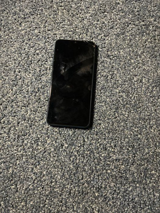 продам редми 9 рабочий но есть трещина