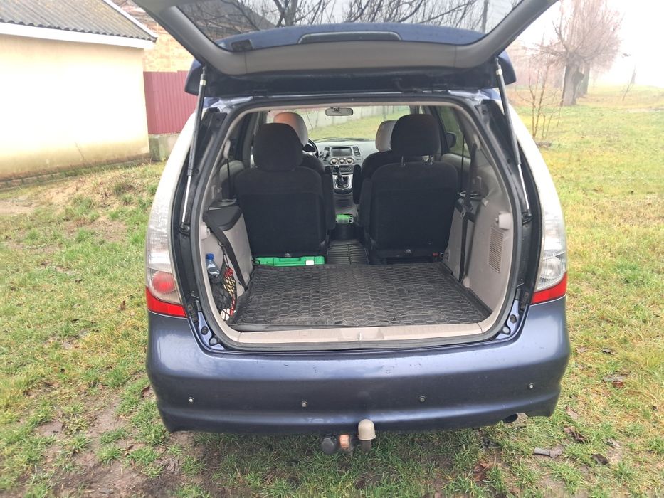 Mitsubishi Grandis 2.0