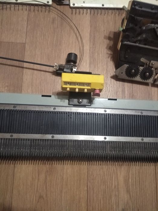 Вязальная машина Нева 5