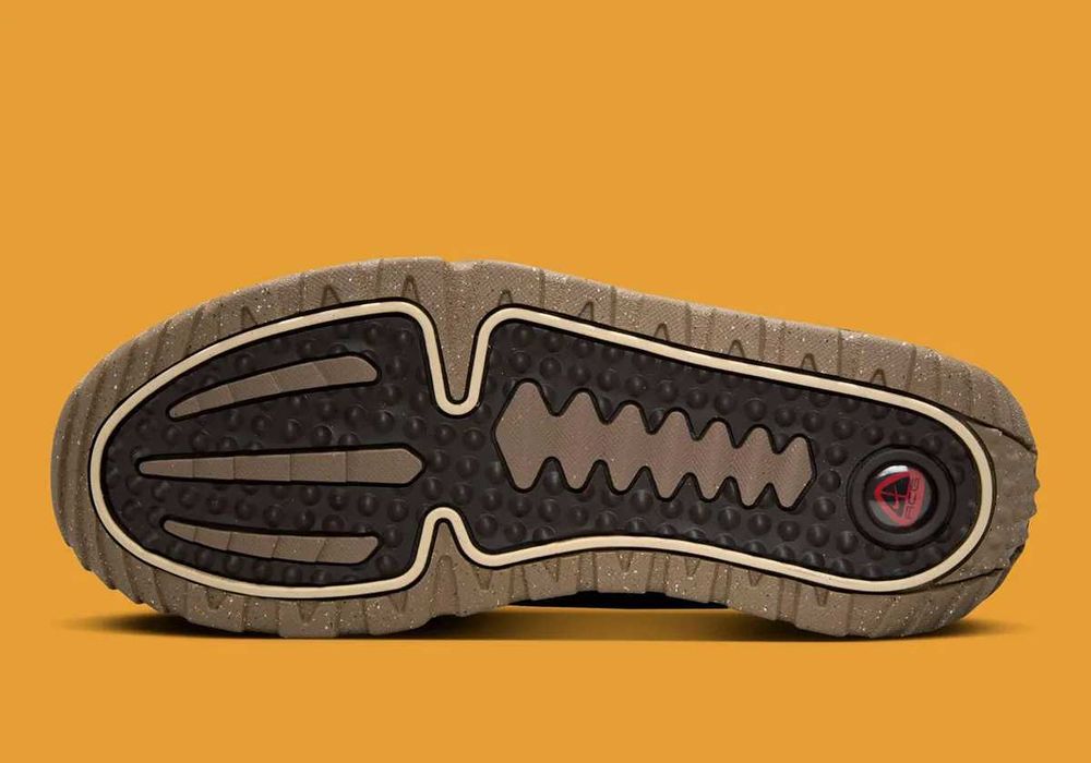 Оригінал! Кросівки Зима Nike Acg Izy FV4317-201 US 12 (30 см)
